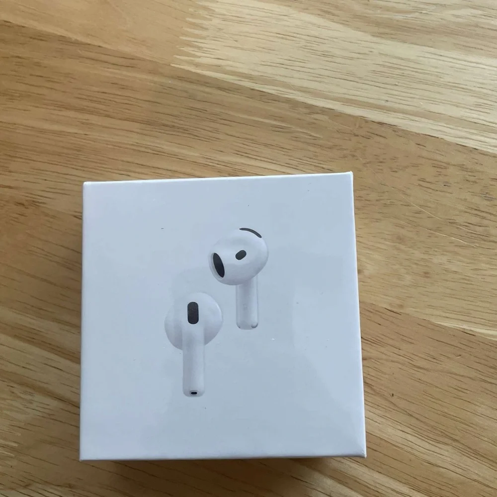 Apple AirPods 4 with Active Noise Cancellation